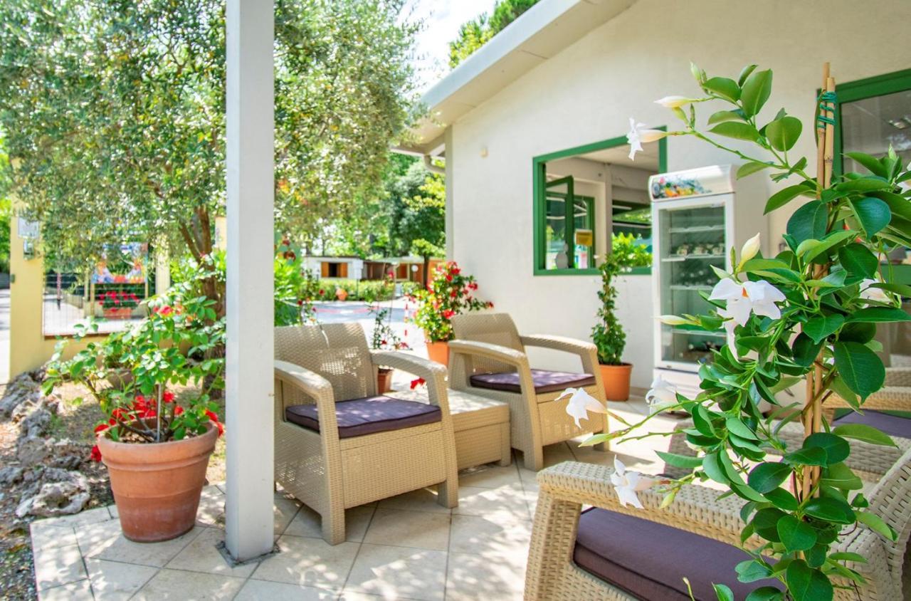 Hotel Camping Parco Vacanza Partaccia 2 à Marina di Massa Extérieur photo