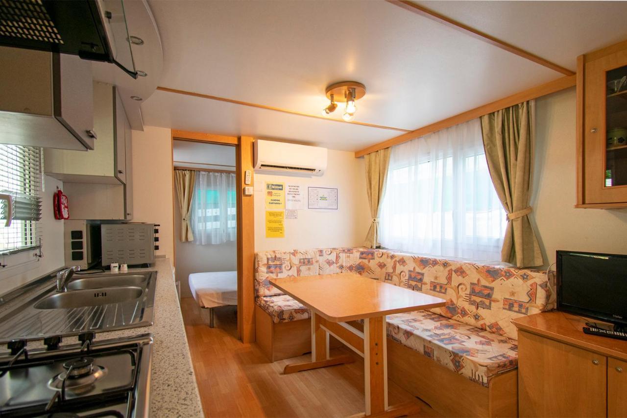 Hotel Camping Parco Vacanza Partaccia 2 à Marina di Massa Extérieur photo