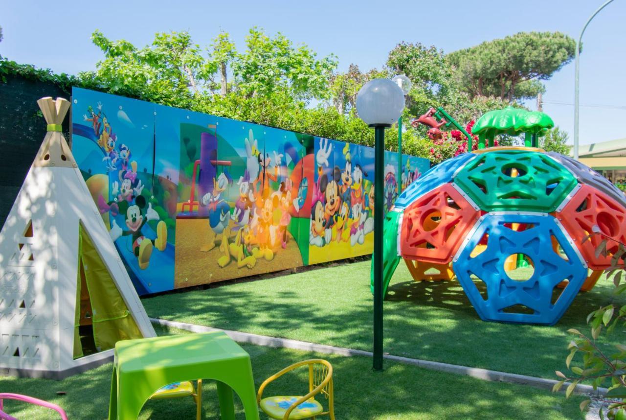 Hotel Camping Parco Vacanza Partaccia 2 à Marina di Massa Extérieur photo